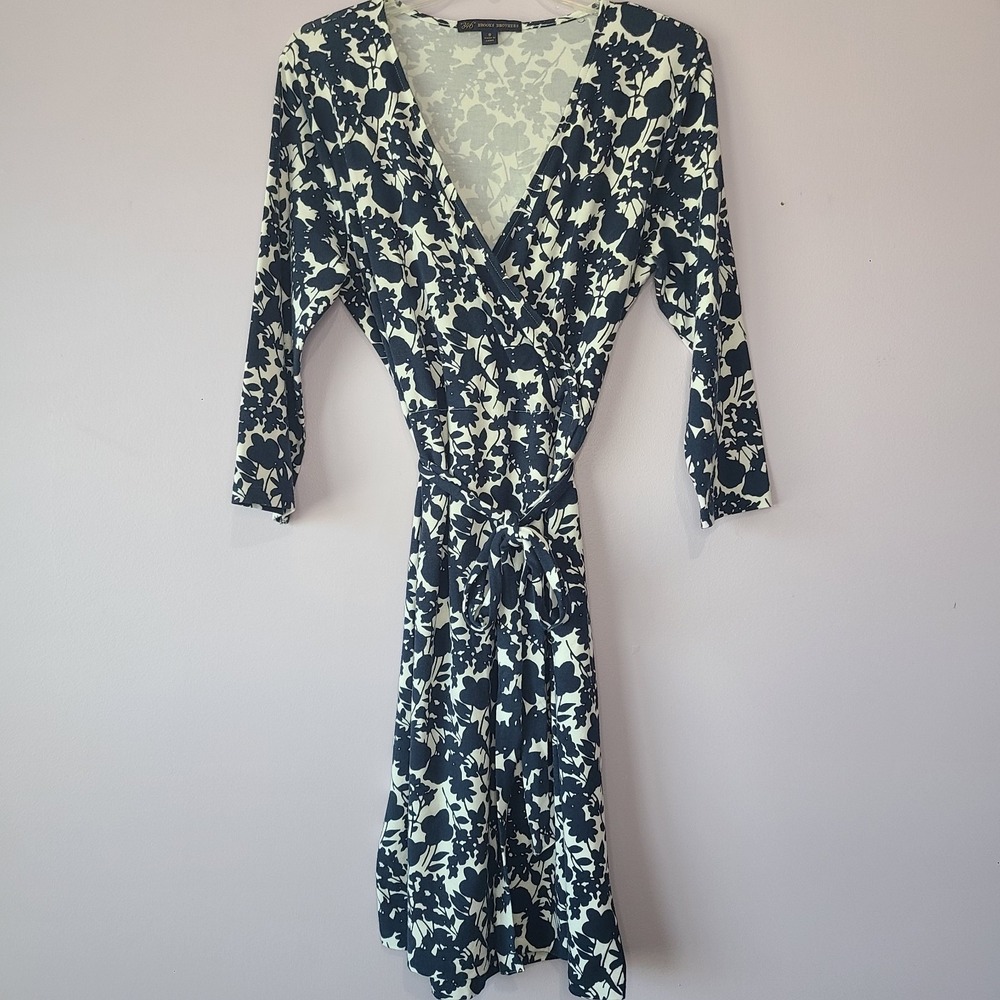 Brooks Brothers Blue Floral Wrap Dress V-Neck 3/4 Sleeve Tie Waist‎ Size S